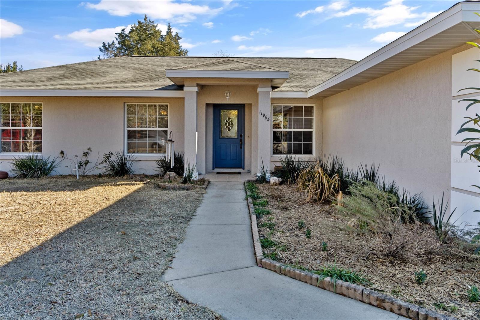 LAKE WEIR GARDENS - Residential