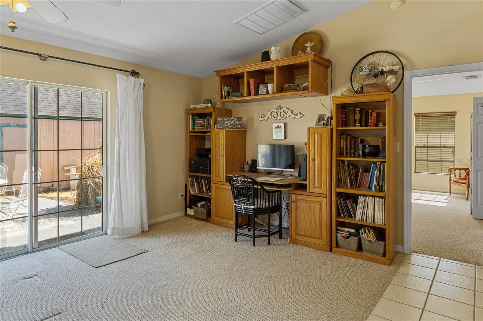 LAKE WEIR GARDENS - Residential