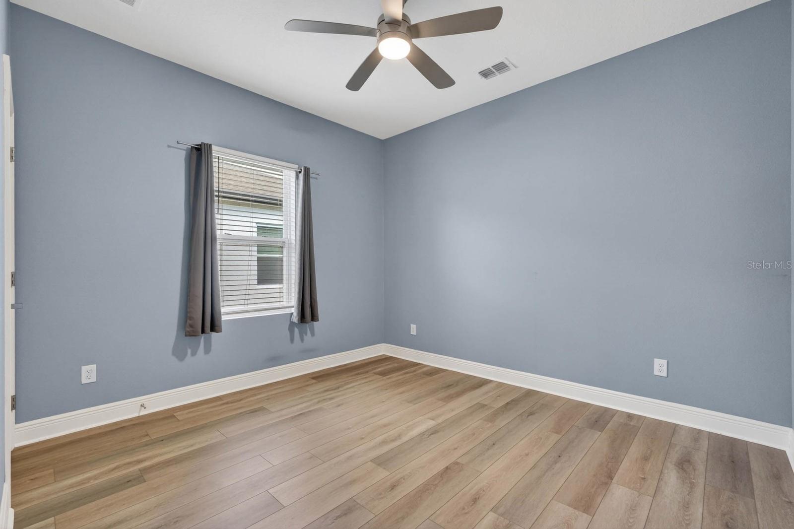 HAMPTON OAKS - Residential