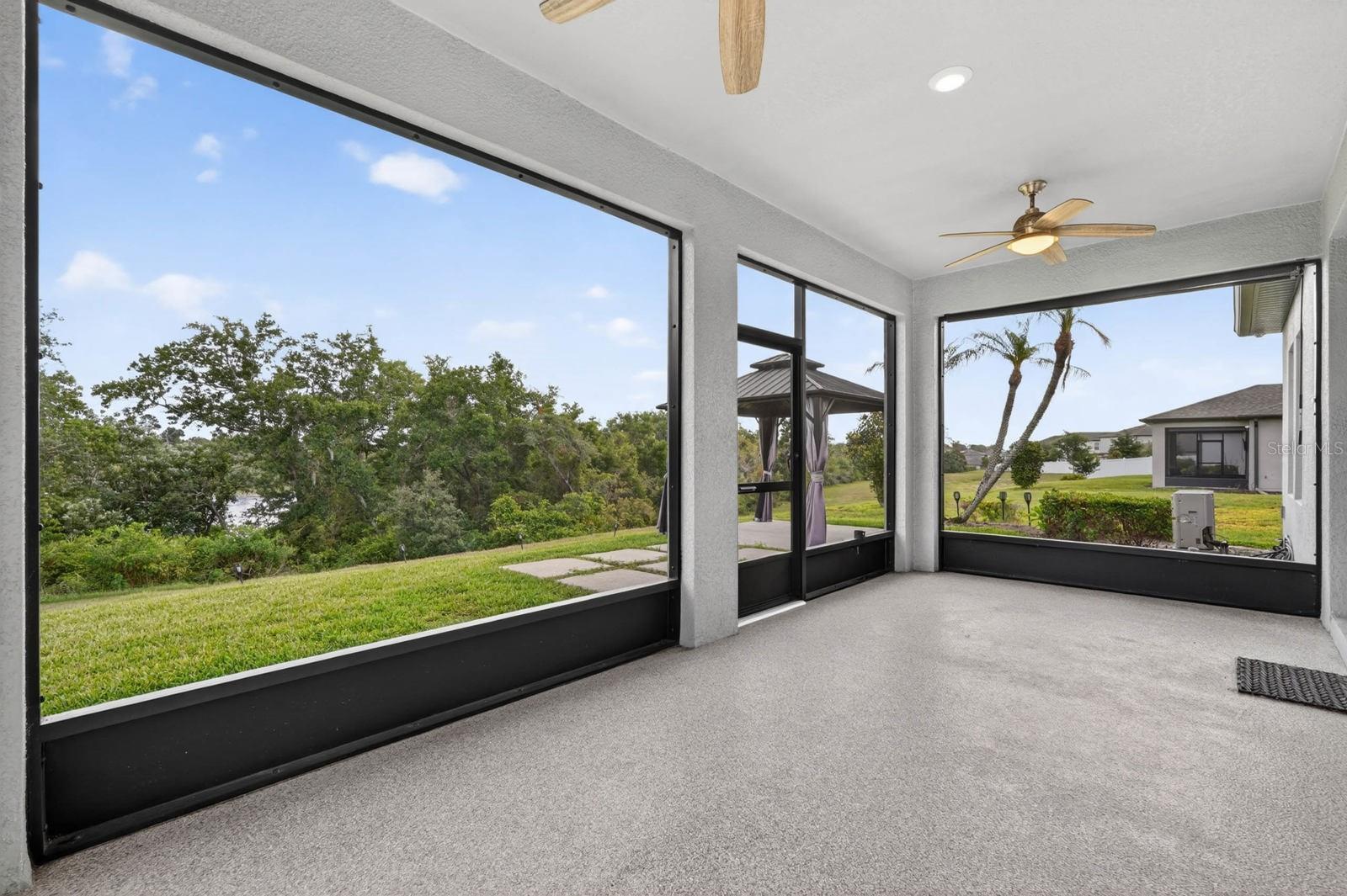 HAMPTON OAKS - Residential