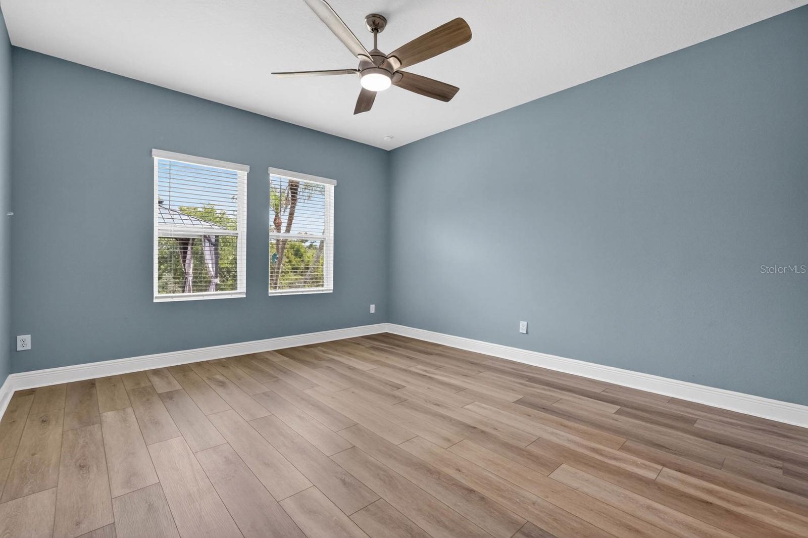 HAMPTON OAKS - Residential