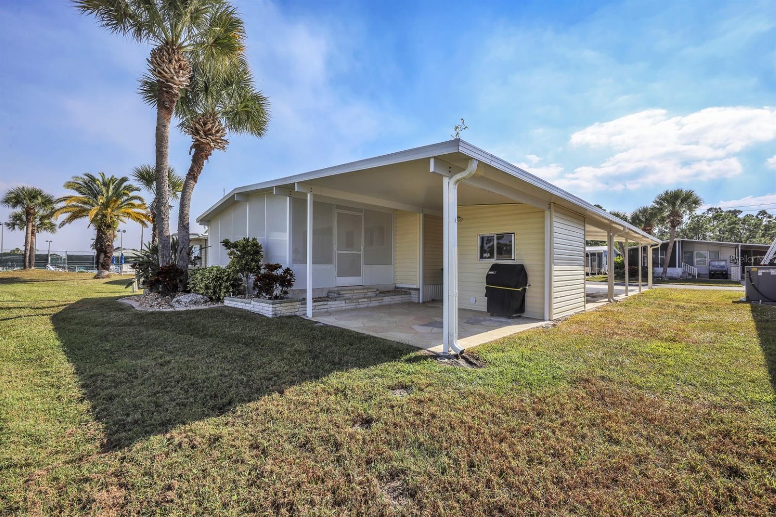 MAPLE LEAF ESTATES - Residential