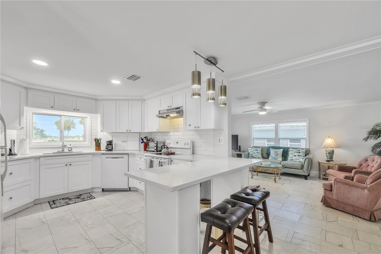 MAPLE LEAF ESTATES - Residential