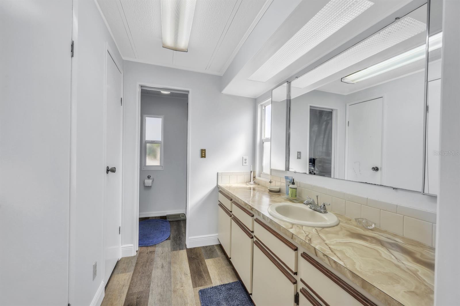 MAPLE LEAF ESTATES - Residential