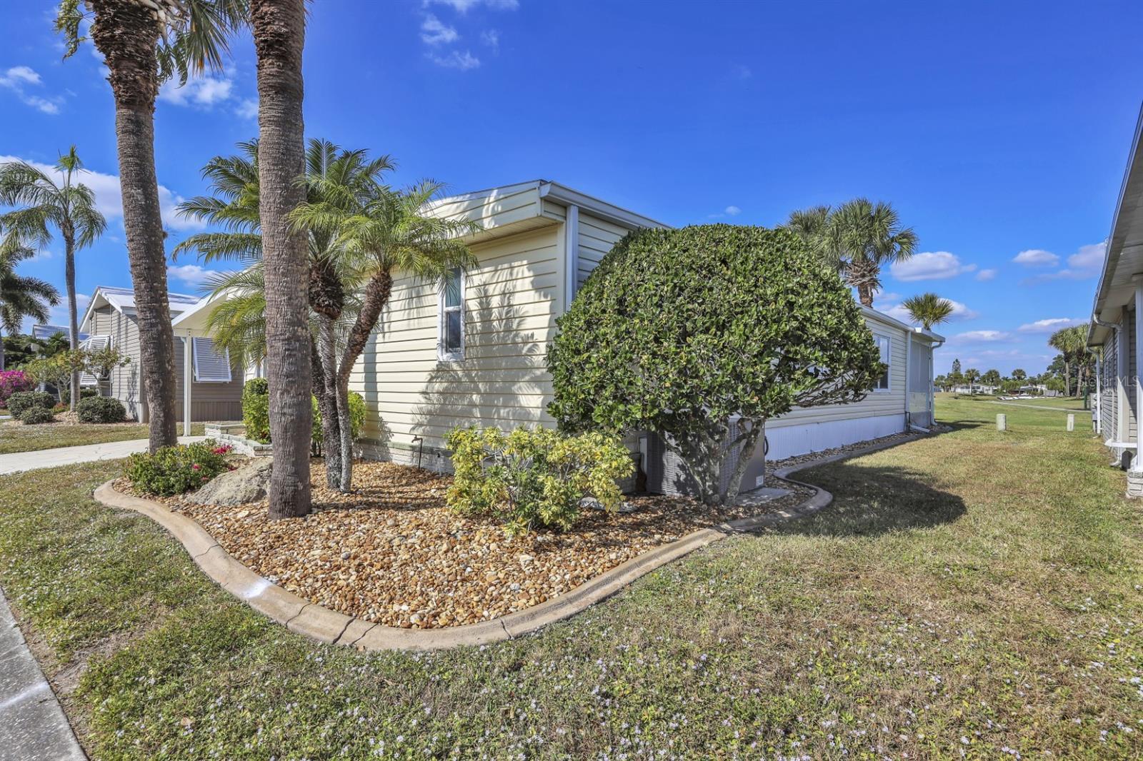 MAPLE LEAF ESTATES - Residential