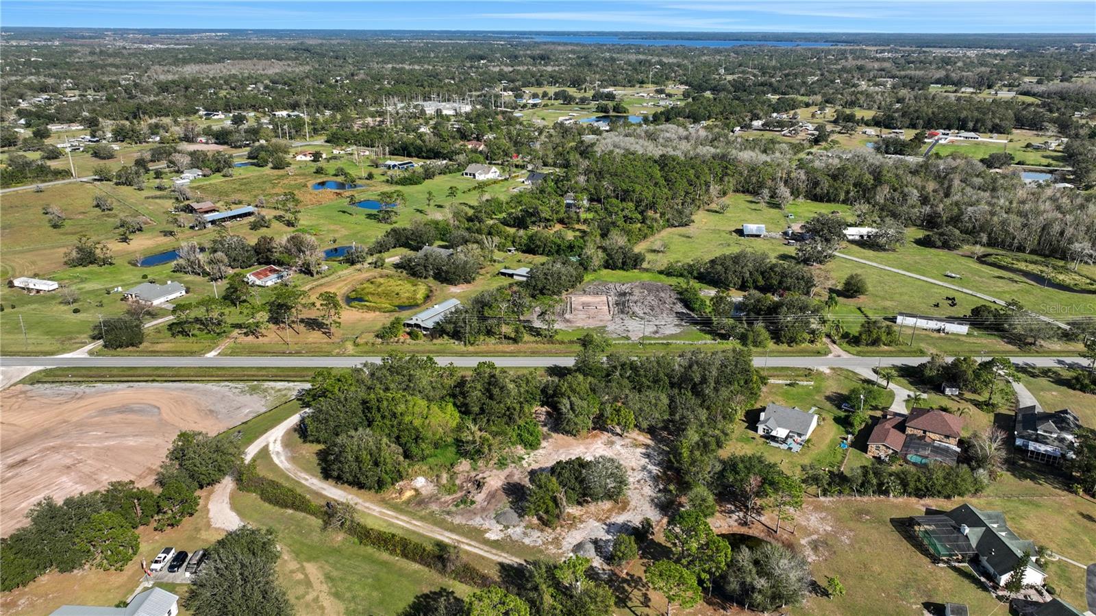 CANOE CREEK ROAD