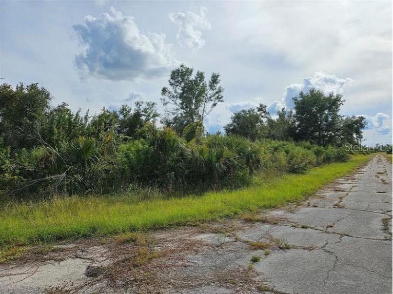 Lot 1 HINSHAW AVENUE