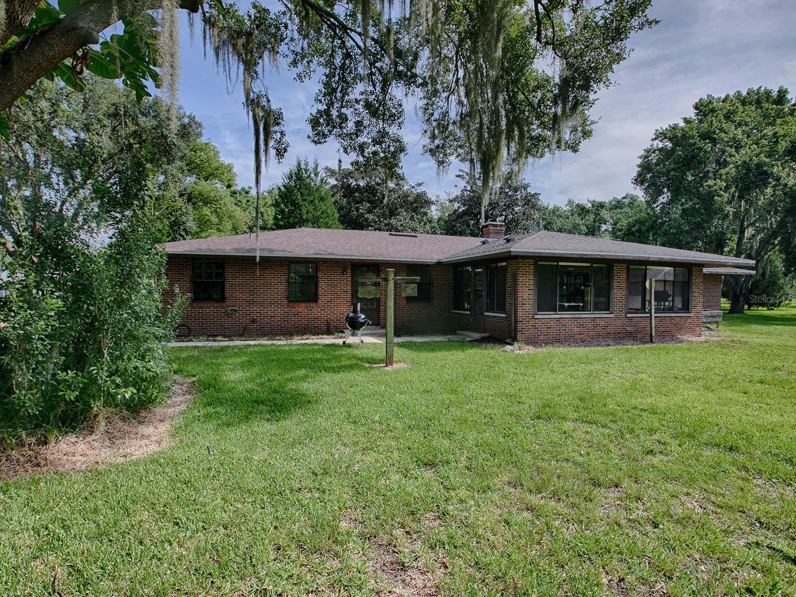 Photo 35 of 64 of 11300 LAKE EUSTIS DRIVE house