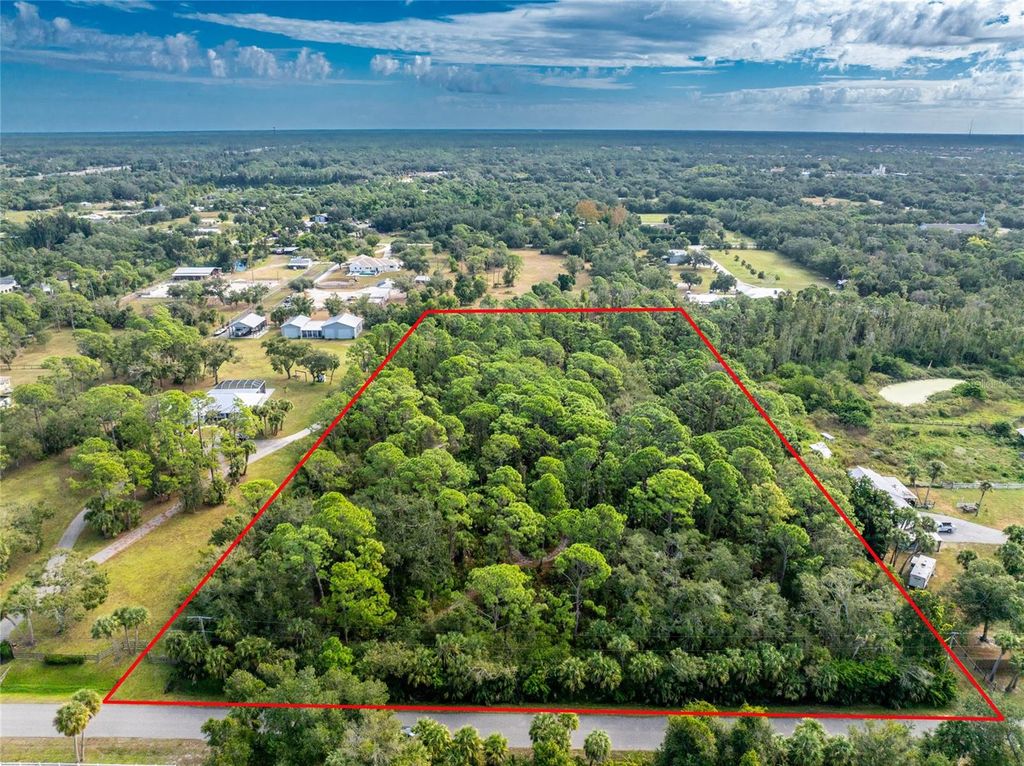 Photo of 119 Greencove Road, Venice, FL 34292 (MLS # D6144643)