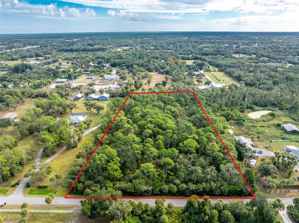 Photo of 119 Greencove Road, Venice, FL 34292 (MLS # D6144643)