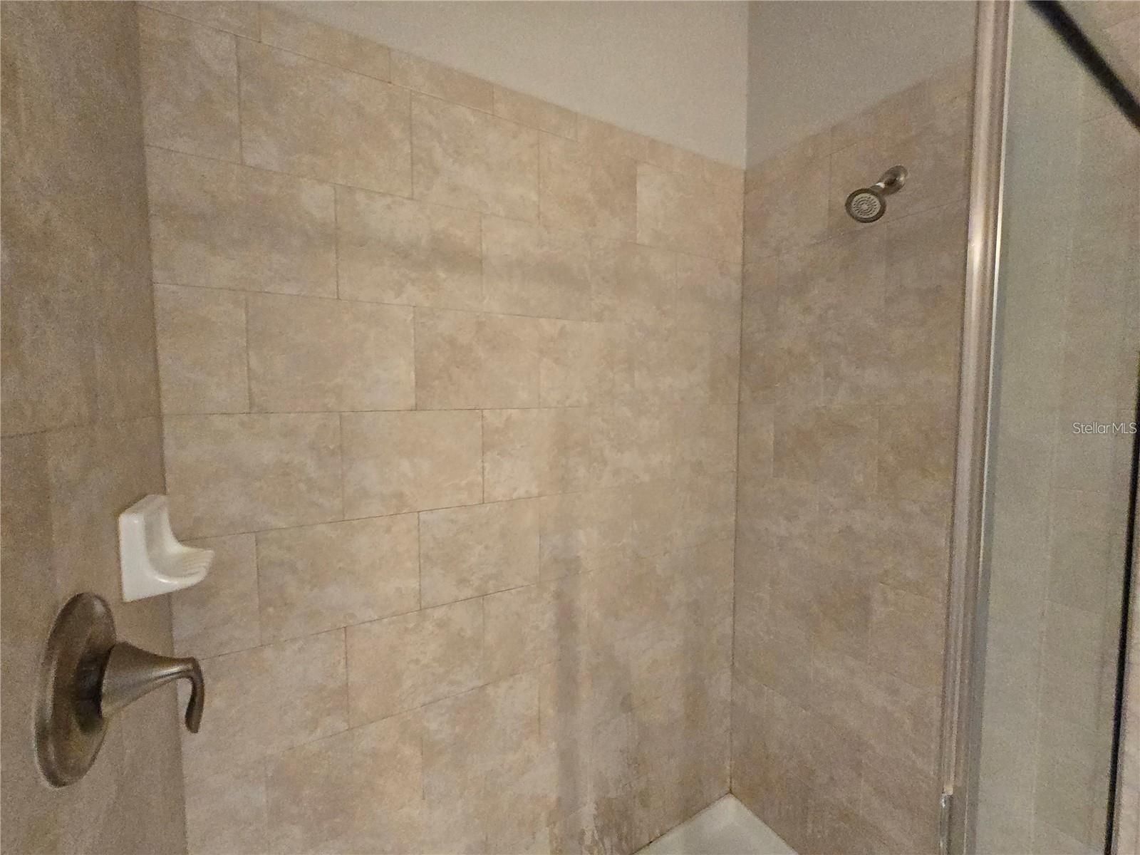 A0Y | LA COLLINA PHASE 1B - Residential Lease