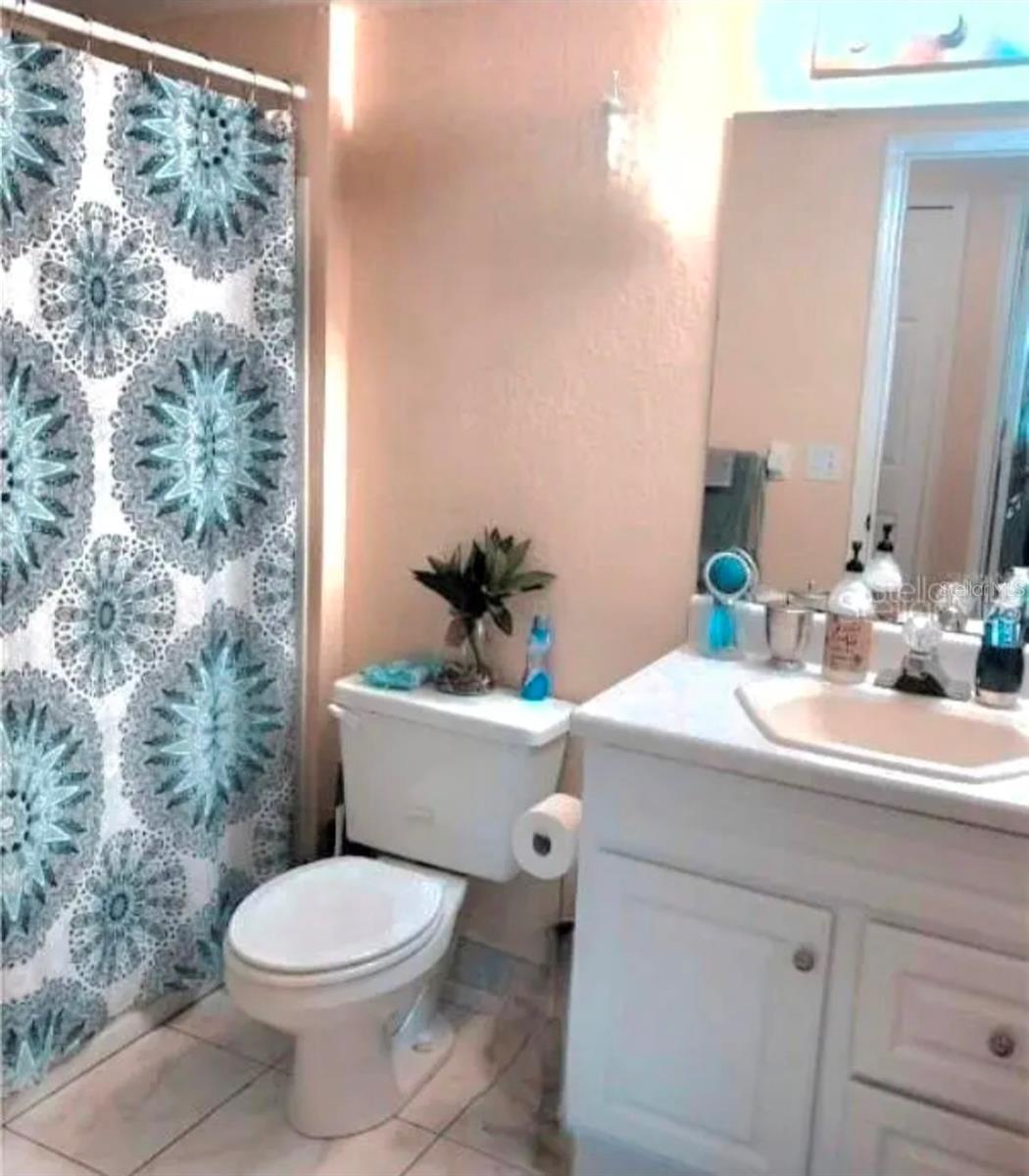 AUDUBON VLS/HUNTERS CRK CONDO - Residential