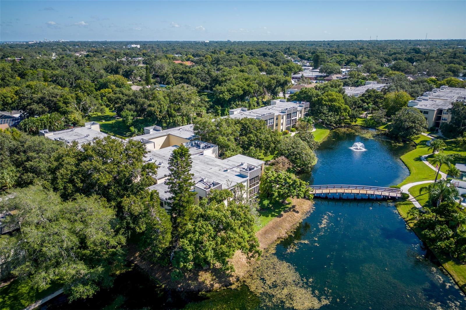 LAKEVIEW OF LARGO - Residential