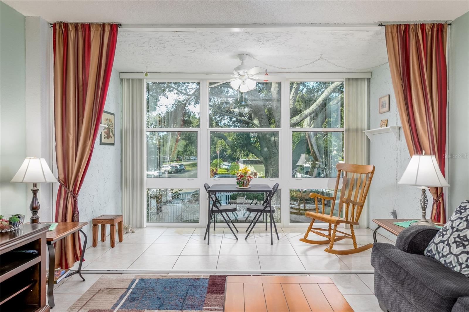 LAKEVIEW OF LARGO - Residential