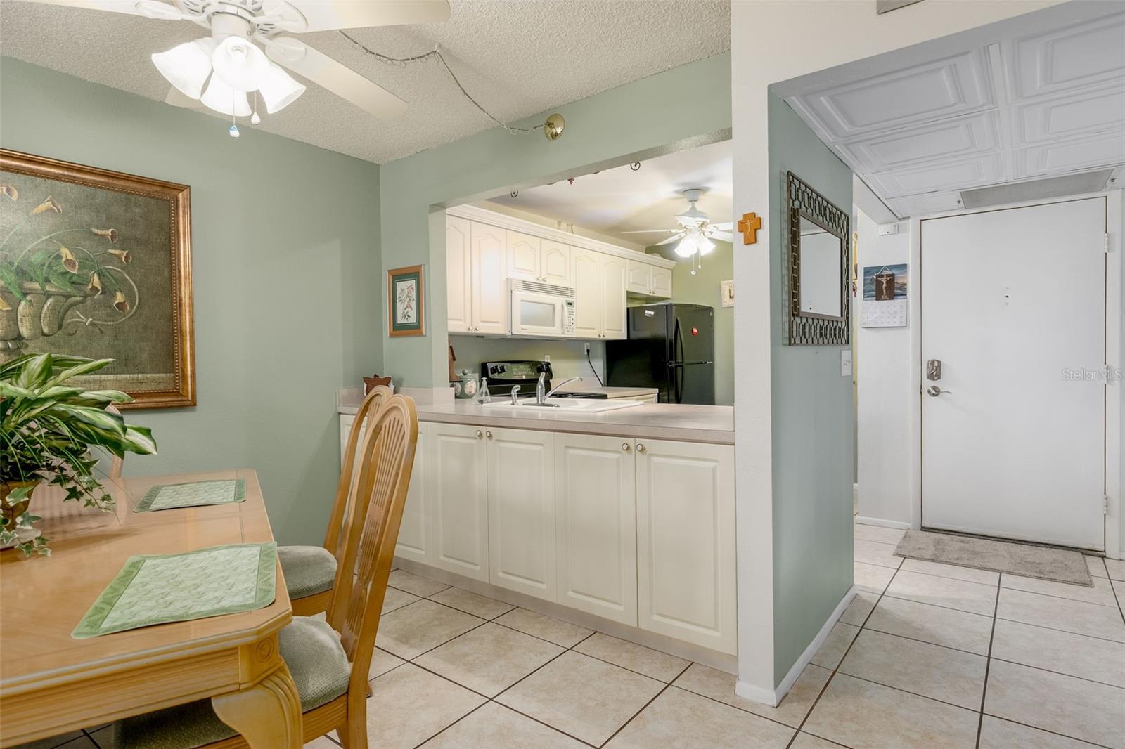 LAKEVIEW OF LARGO - Residential