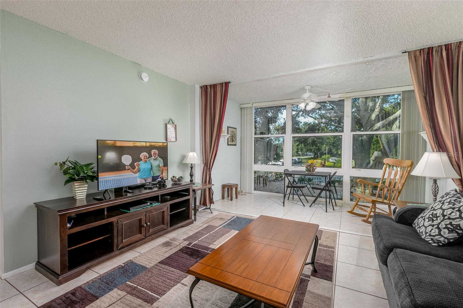 LAKEVIEW OF LARGO - Residential