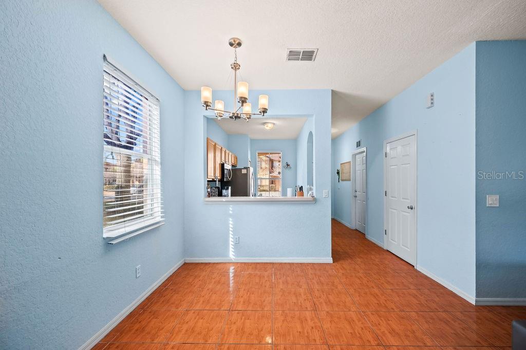 REGAL PALMS AT HIGHLAND RESERVE PH 02 - Residential