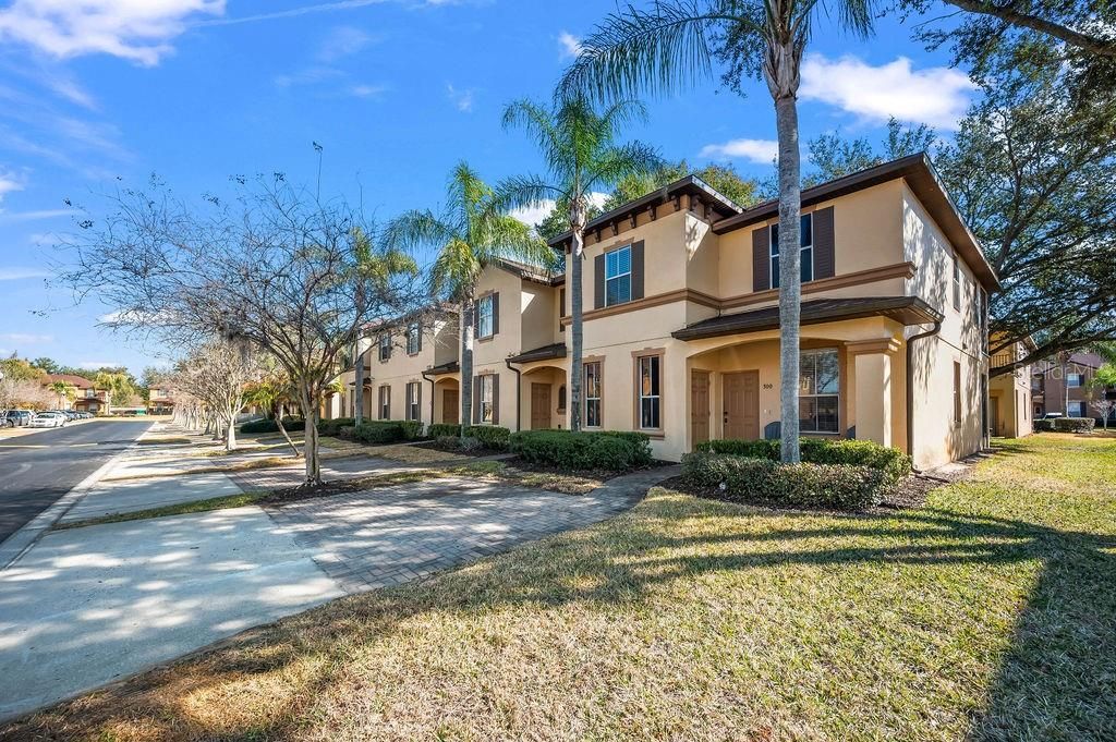 Photo of 300 Miramar Avenue, Davenport, FL 33897 (MLS # O6382622)