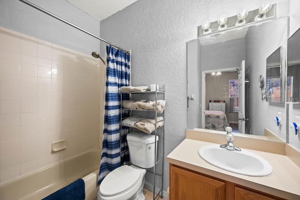 REGAL PALMS AT HIGHLAND RESERVE PH 02 - Residential