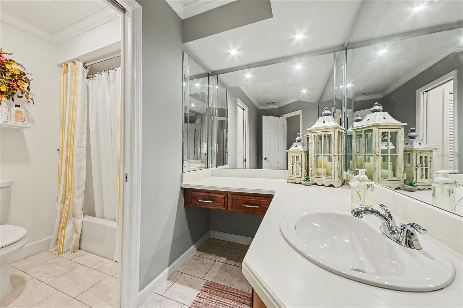 SWEETWATER COUNTRY CLUB - Residential
