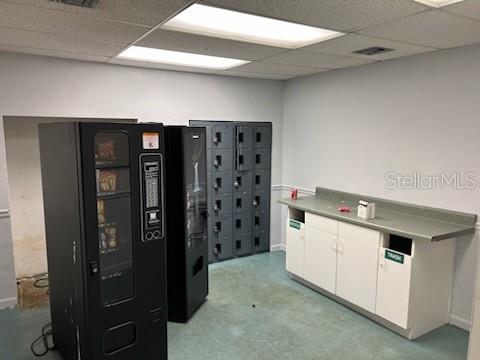 MCCOYS COMM CENTER - Commercial Lease