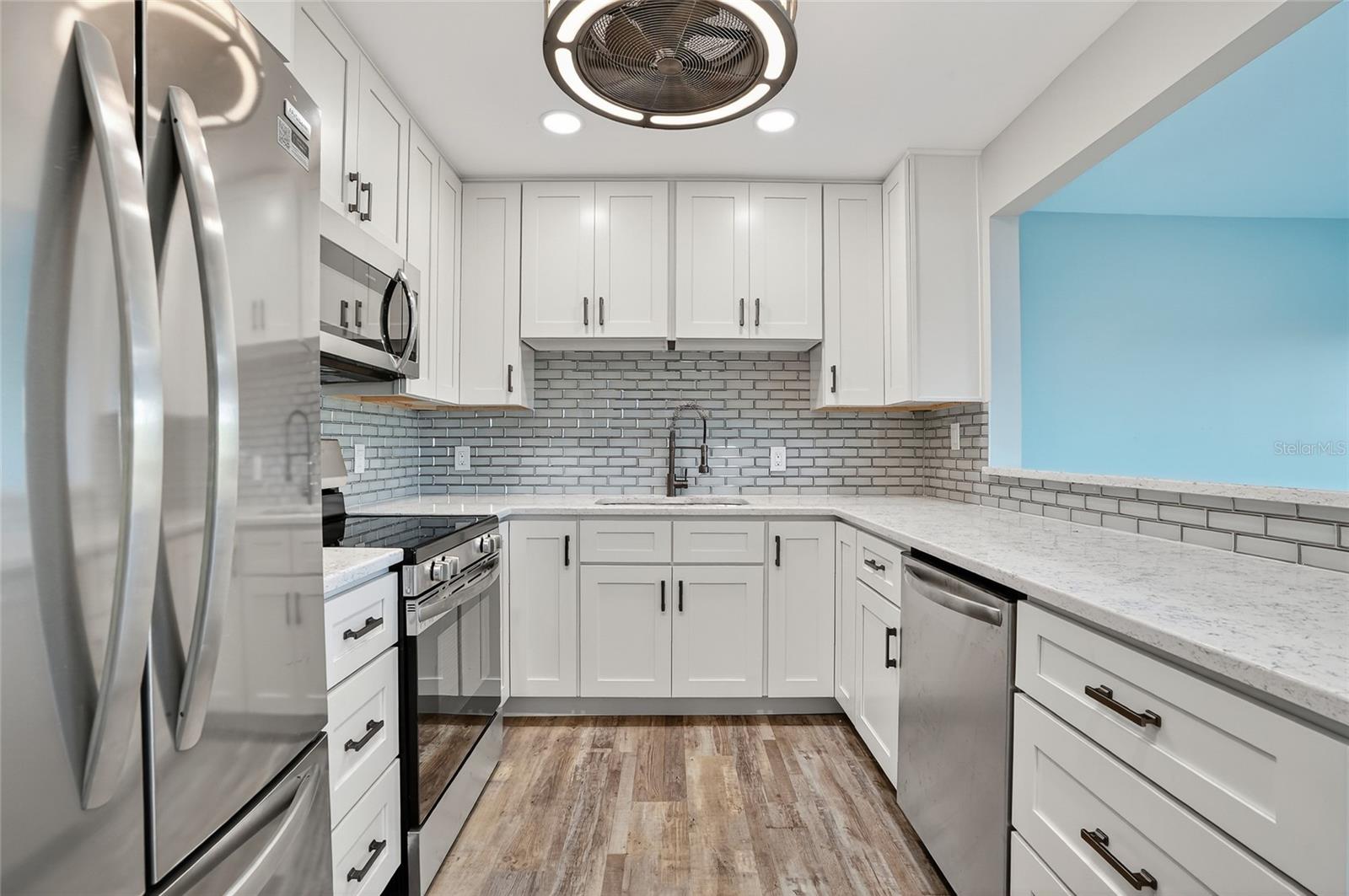 SAND KEY CONDO-BAYSIDE GARDENS I - Residential