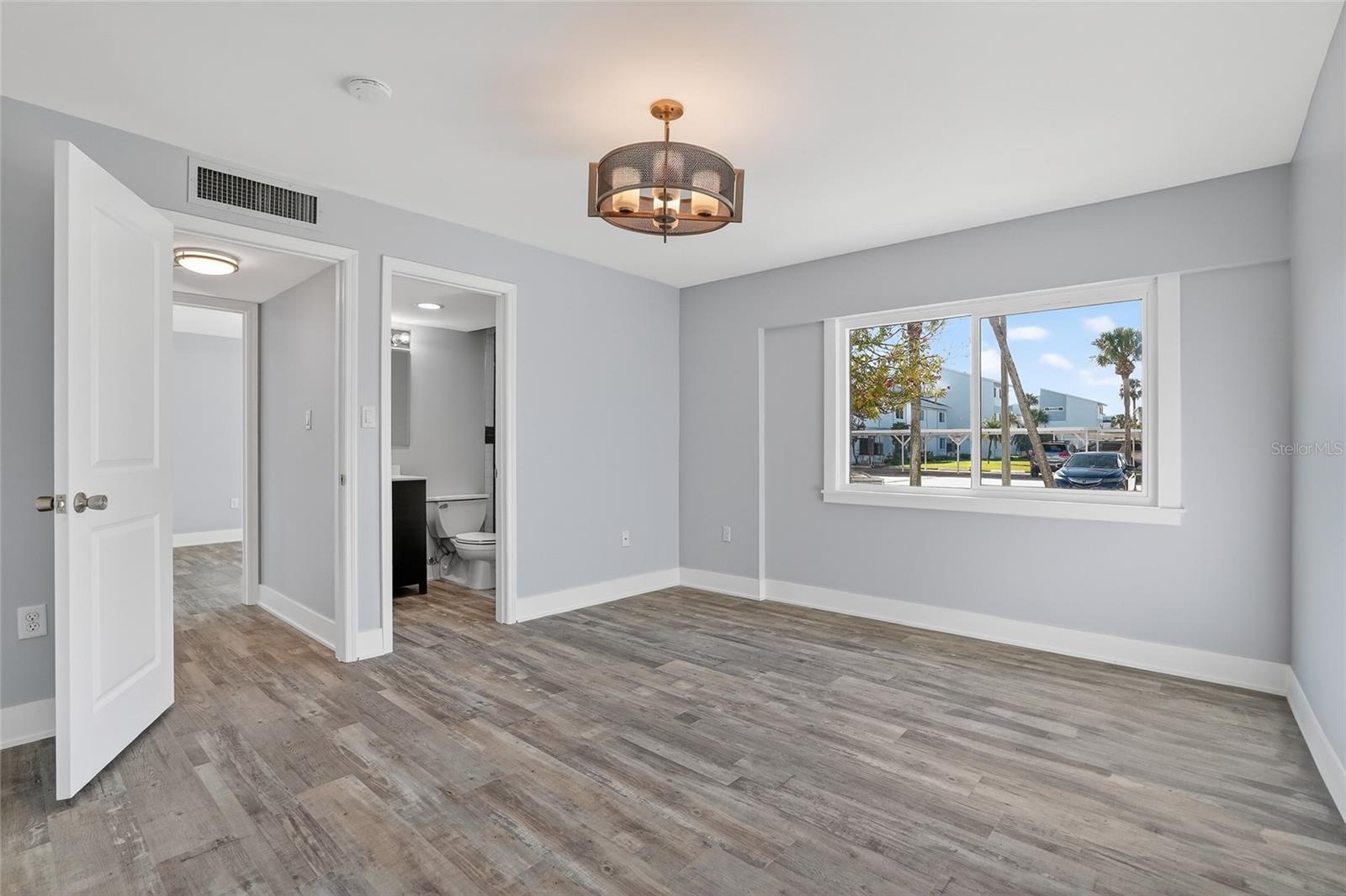 SAND KEY CONDO-BAYSIDE GARDENS I - Residential