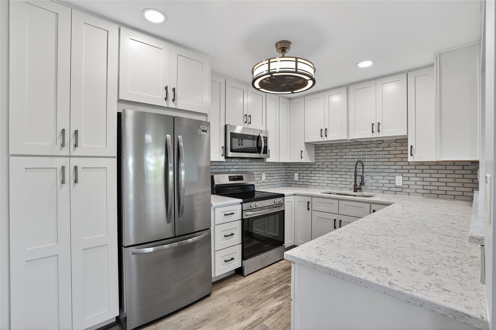 SAND KEY CONDO-BAYSIDE GARDENS I - Residential