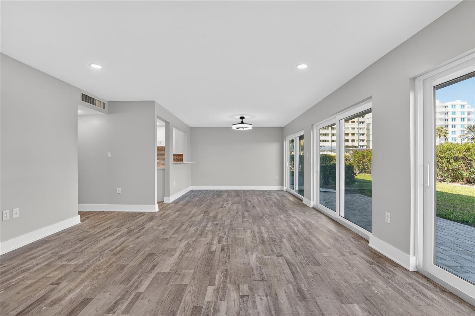 SAND KEY CONDO-BAYSIDE GARDENS I - Residential