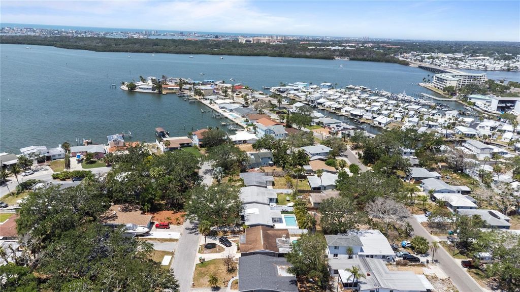 Photo of 8347 41st Avenue N, St Petersburg, FL 33709 (MLS # TB8501700)