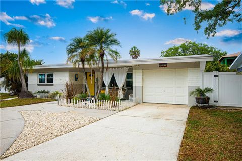 Photo of 8347 41st Avenue N, St Petersburg, FL 33709 (MLS # TB8501700)