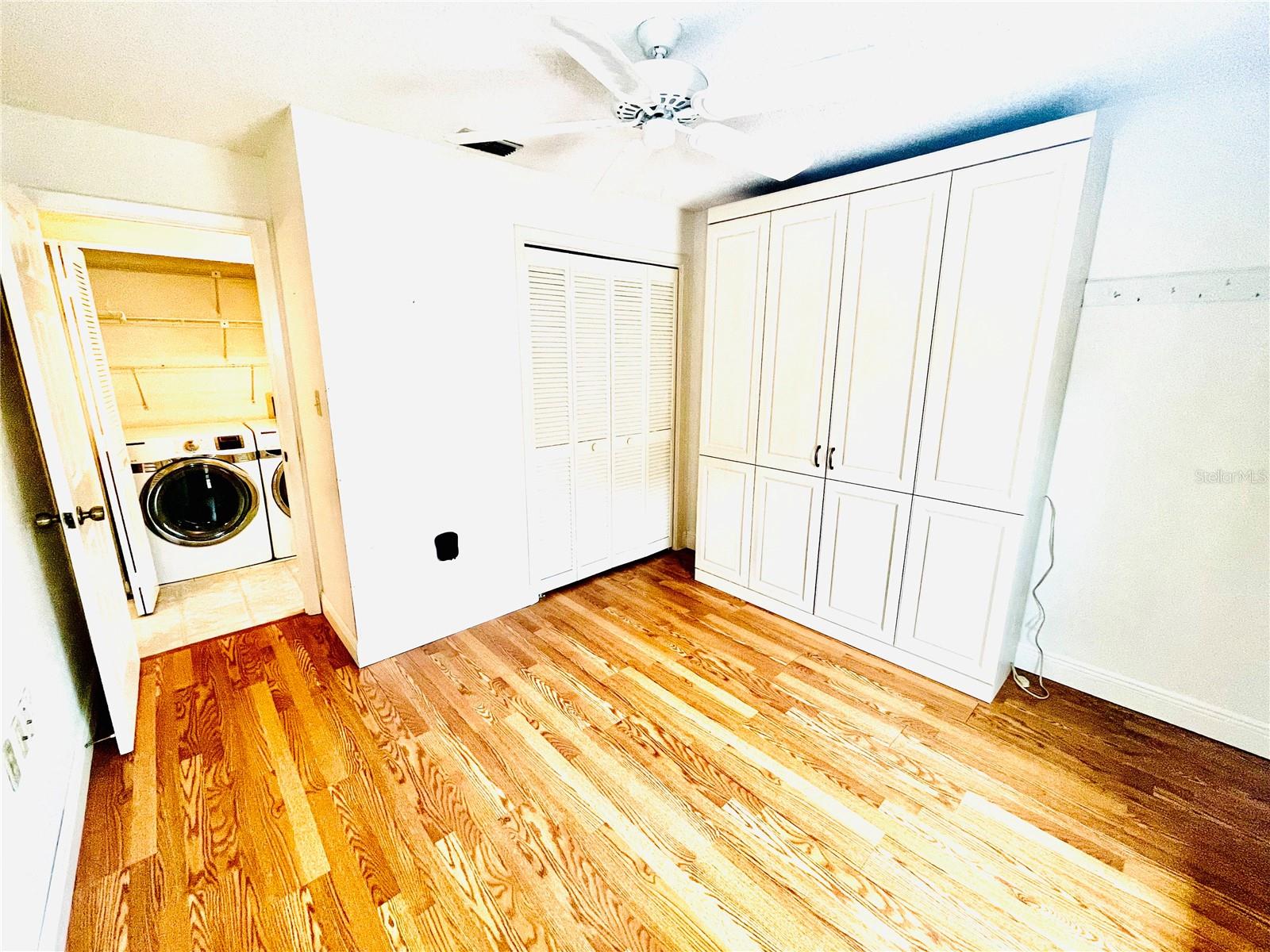 BAY PARK ESTATES - Residential