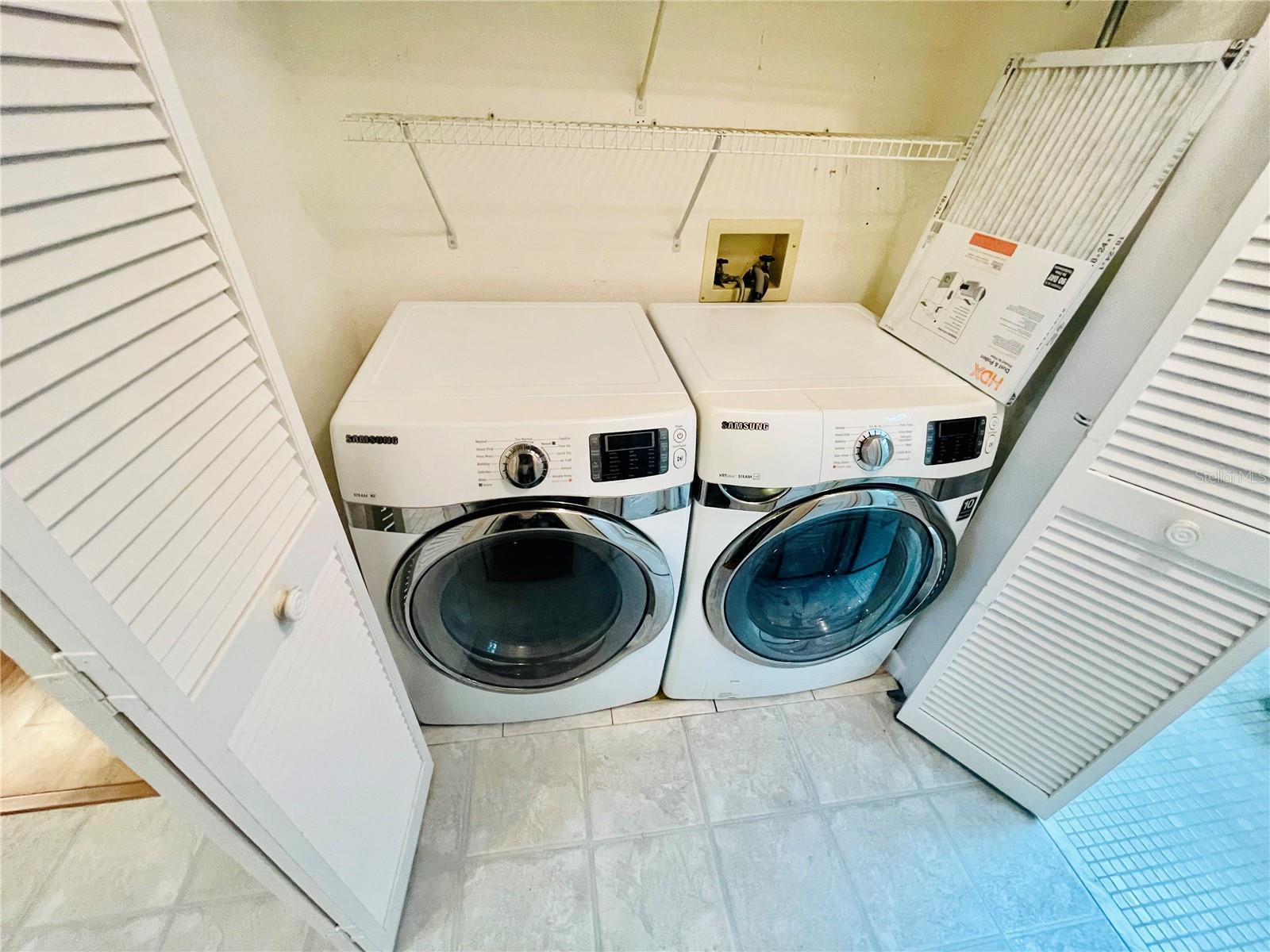 BAY PARK ESTATES - Residential