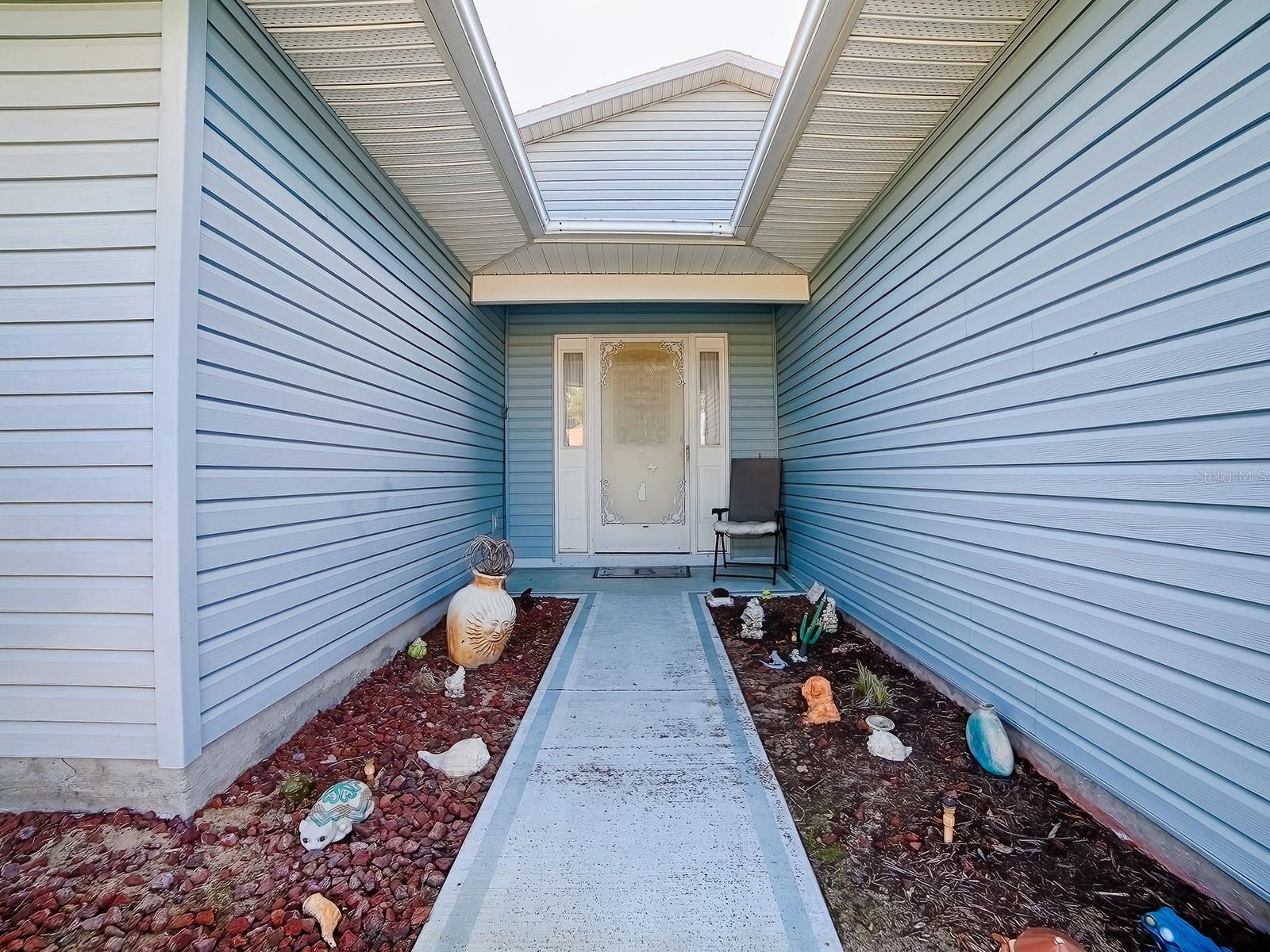 32914 CROOKED OAKS LANE