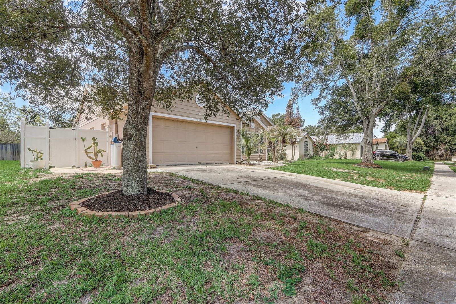 2191 ALCLOBE CIRCLE
