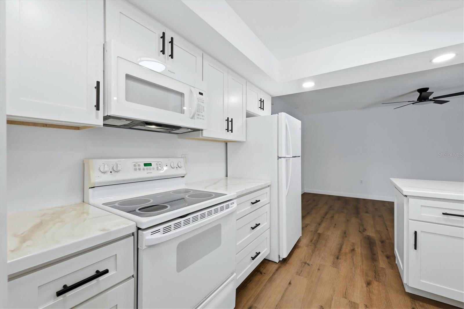 KENSINGTON PARK - Residential