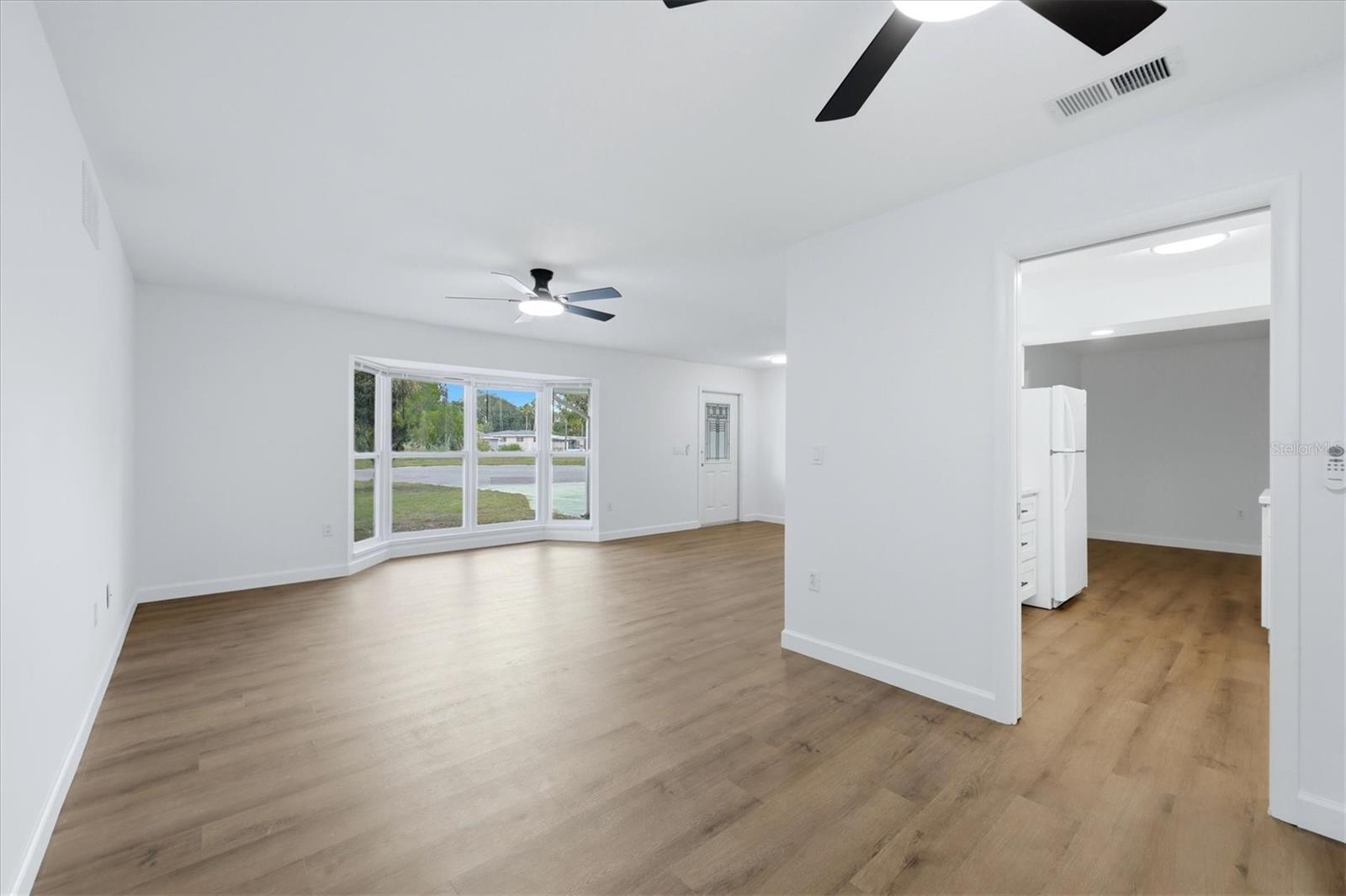 KENSINGTON PARK - Residential