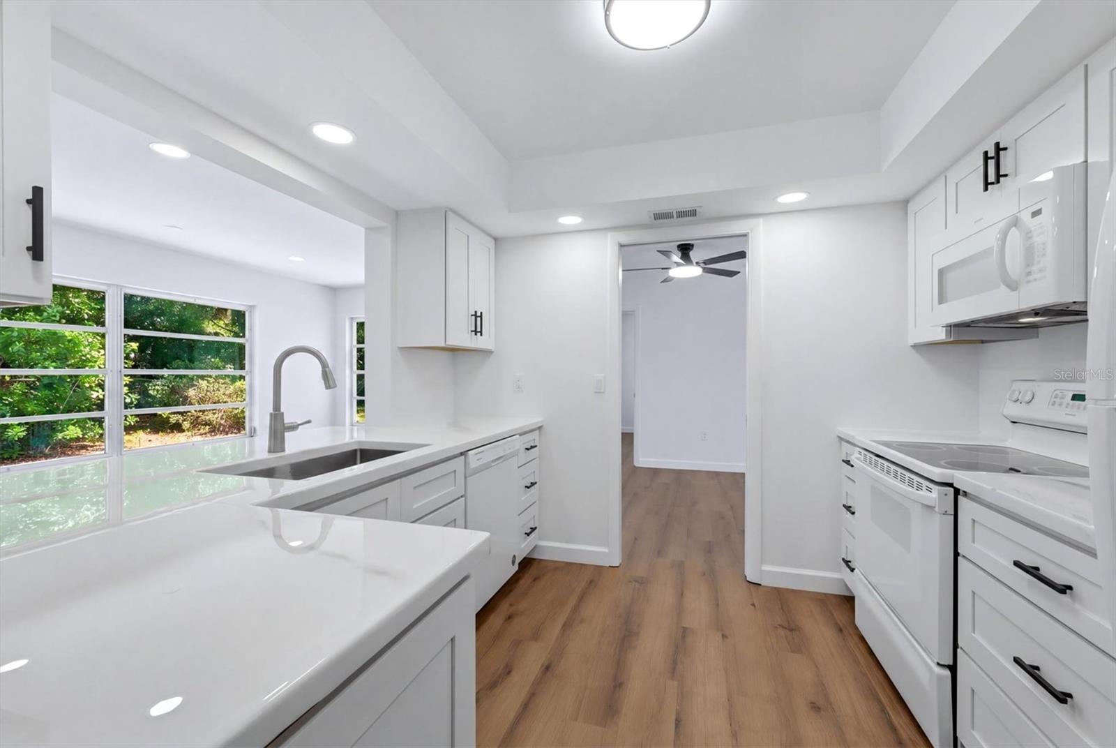 KENSINGTON PARK - Residential