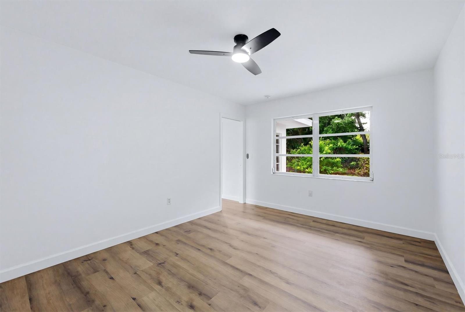 KENSINGTON PARK - Residential