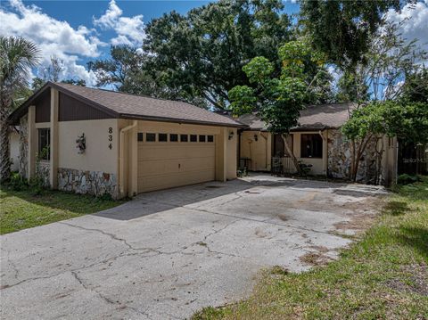 A home in LAKELAND