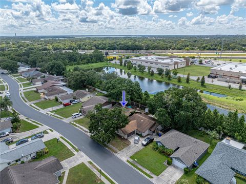 A home in LAKELAND