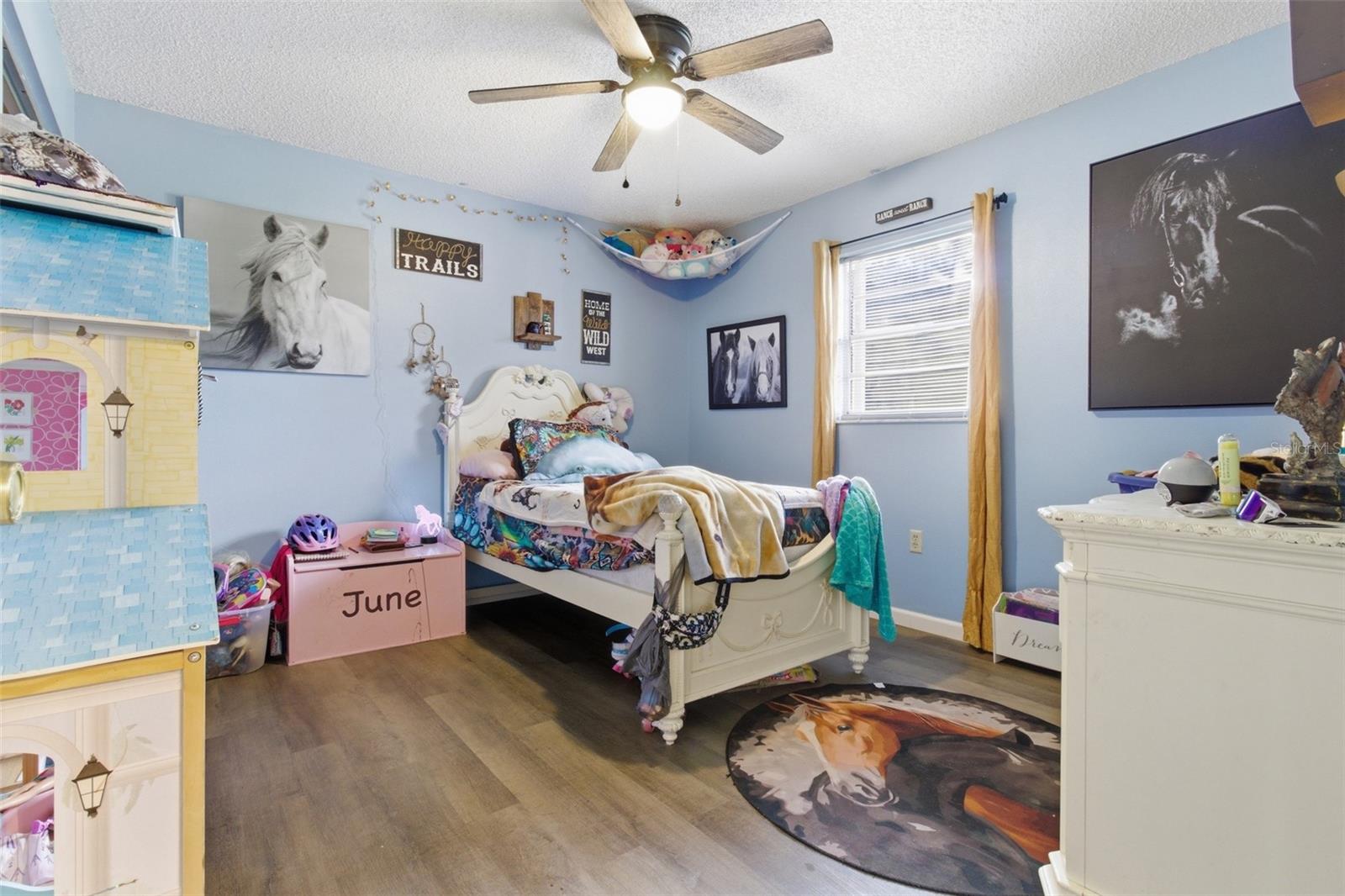 SPRING HILL - Residential