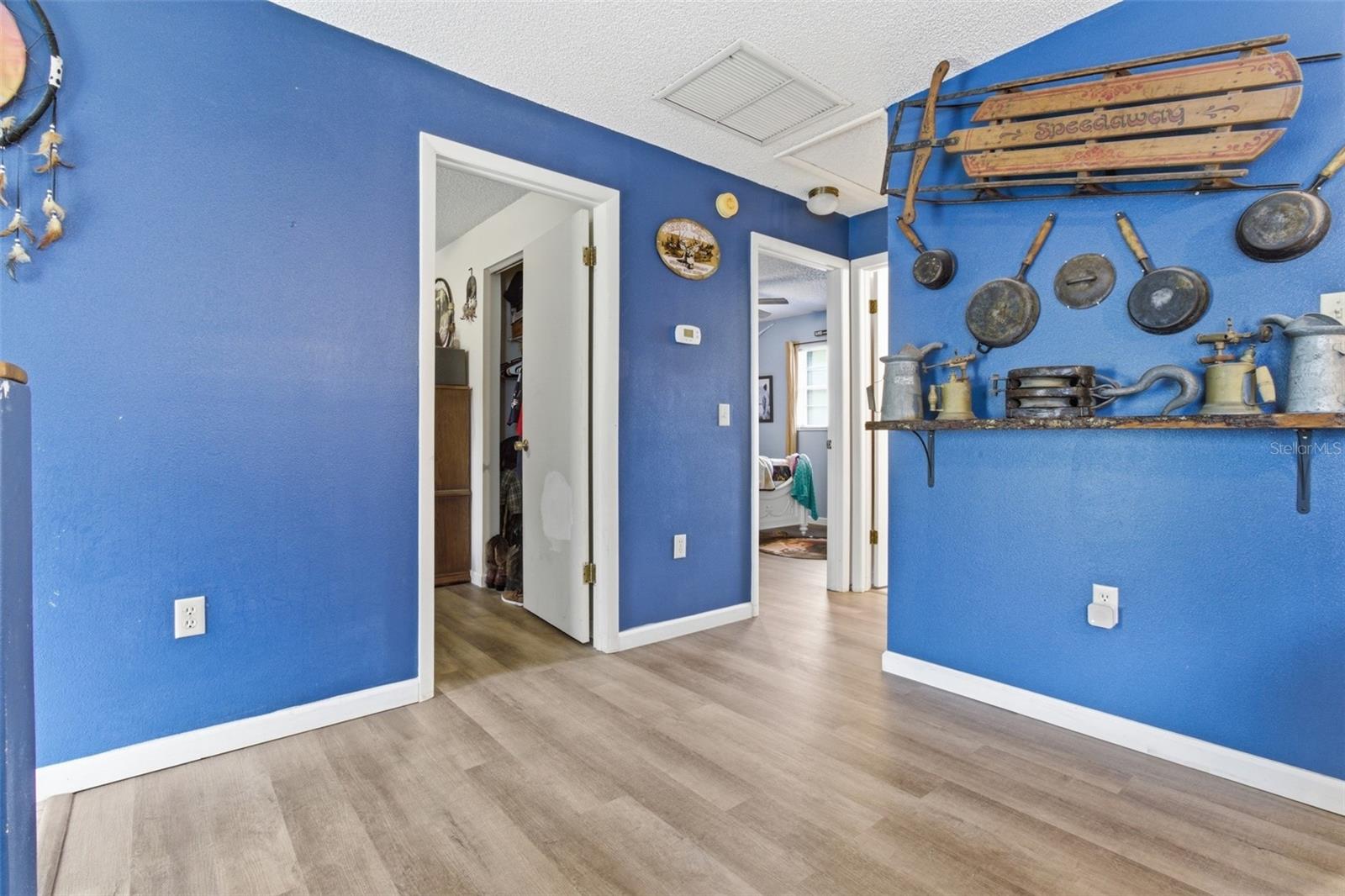 SPRING HILL - Residential