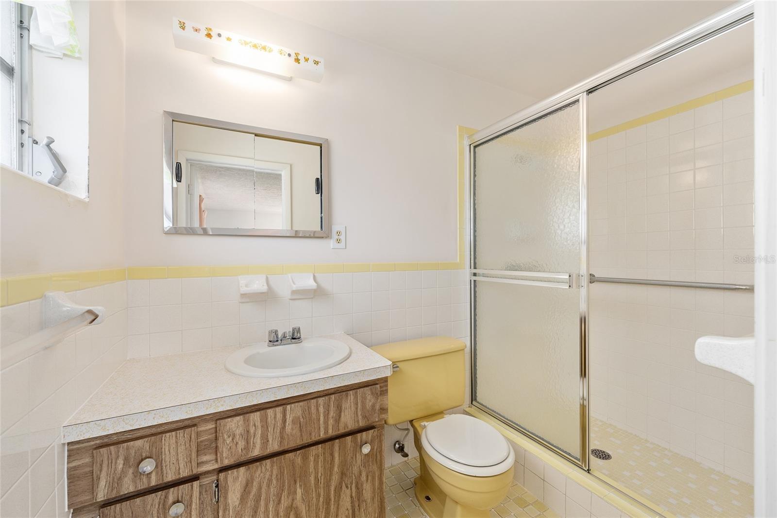 BEVERLY HILLS UNIT 06 - Residential