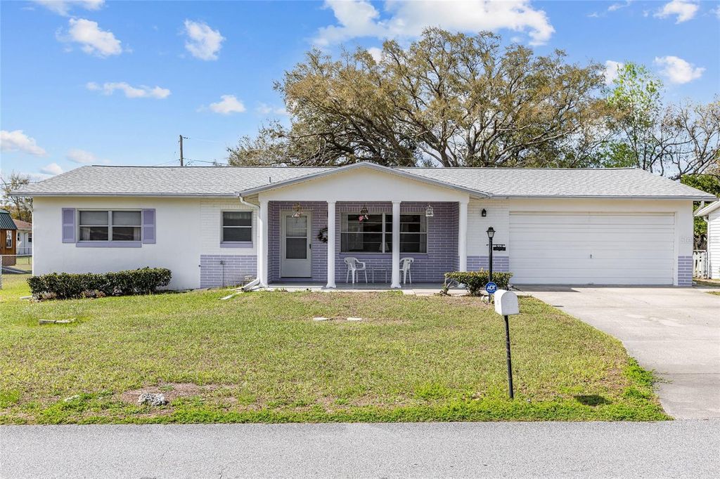 Photo of 216 S Barbour Street, Beverly Hills, FL 34465 (MLS # OM720535)