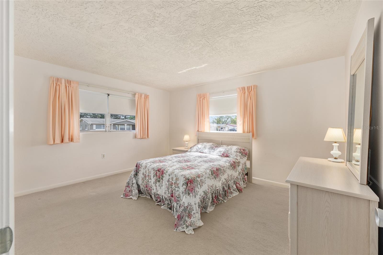 BEVERLY HILLS UNIT 06 - Residential