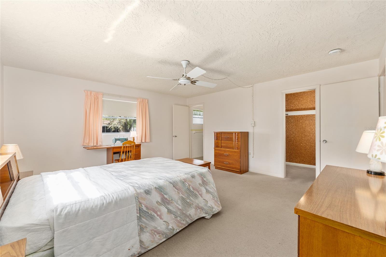 BEVERLY HILLS UNIT 06 - Residential