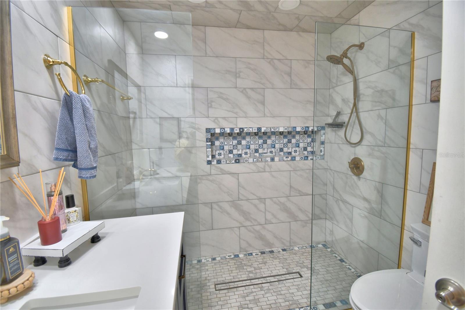 KIRKLAND LAKE ESTATES - Residential