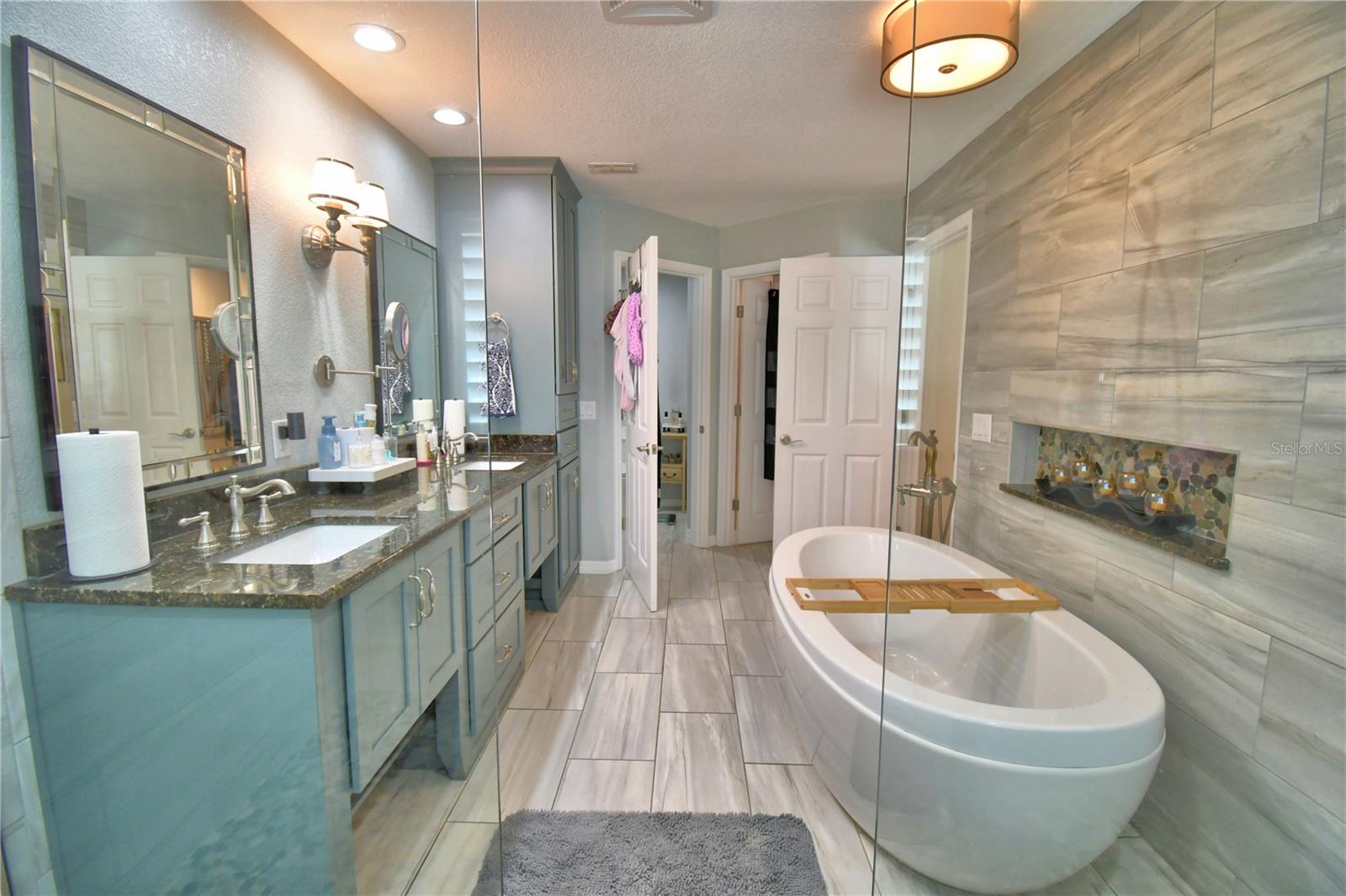 KIRKLAND LAKE ESTATES - Residential