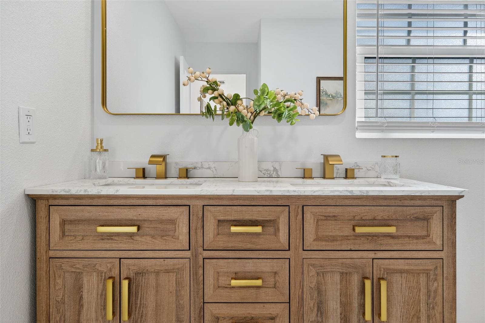 HOLIDAY PARK - Residential